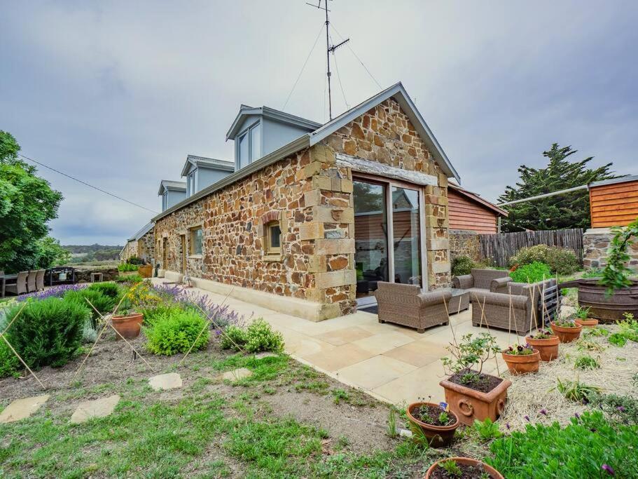 *Newly Relisted* Coach House At Lisdillon Vineyard Villa Little Swanport Exterior photo