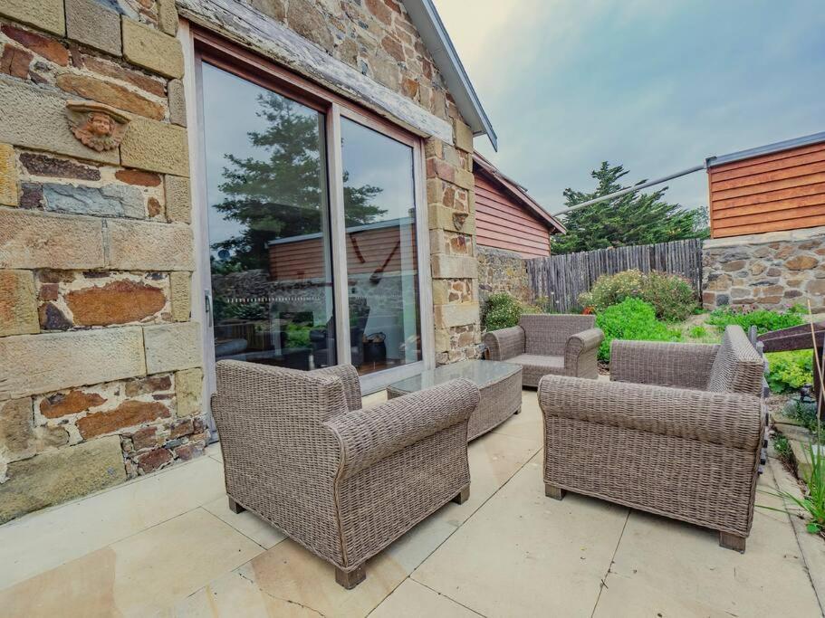 *Newly Relisted* Coach House At Lisdillon Vineyard Villa Little Swanport Exterior photo