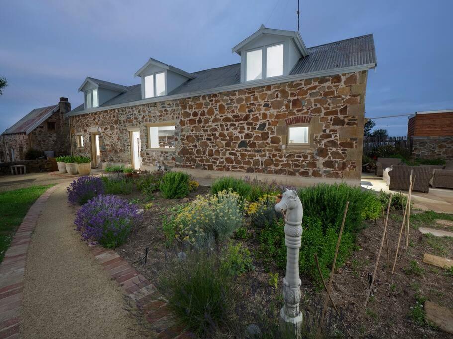 *Newly Relisted* Coach House At Lisdillon Vineyard Villa Little Swanport Exterior photo
